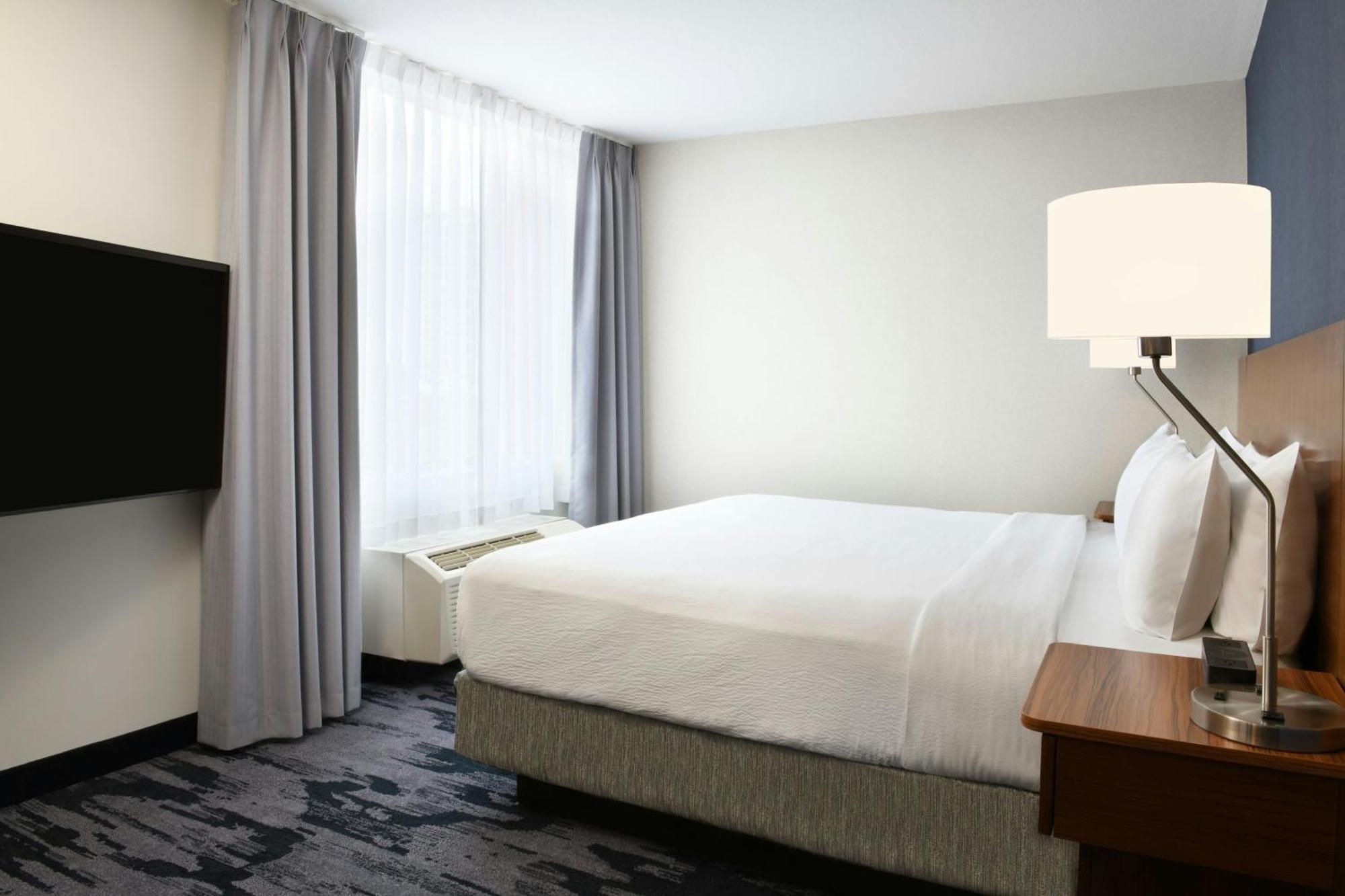 Fairfield & By Marriott Downtown Calgary